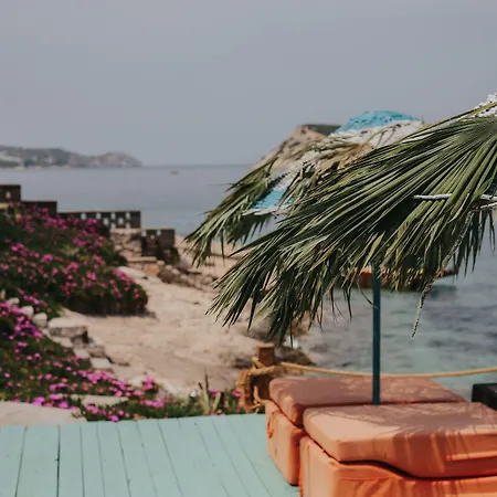 Arya Hotel Karaburun (Izmir)