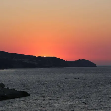 Hotell Arya Karaburun (Izmir)