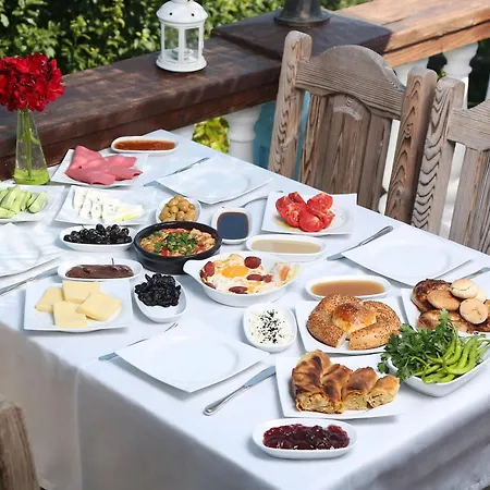 Arya Hotel Karaburun (Izmir)